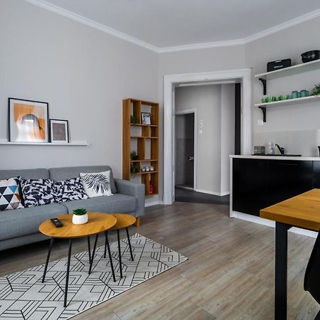 Boutique 2-Bedroom Apartment In Sofia Exterior photo