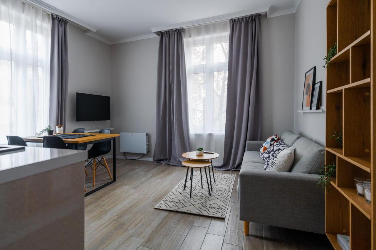 Boutique 2-Bedroom Apartment In Sofia Exterior photo